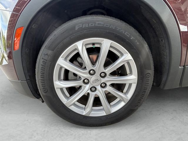 Used 2023 Cadillac XT4 Luxury w/ Cold Weather Package FWD image 29