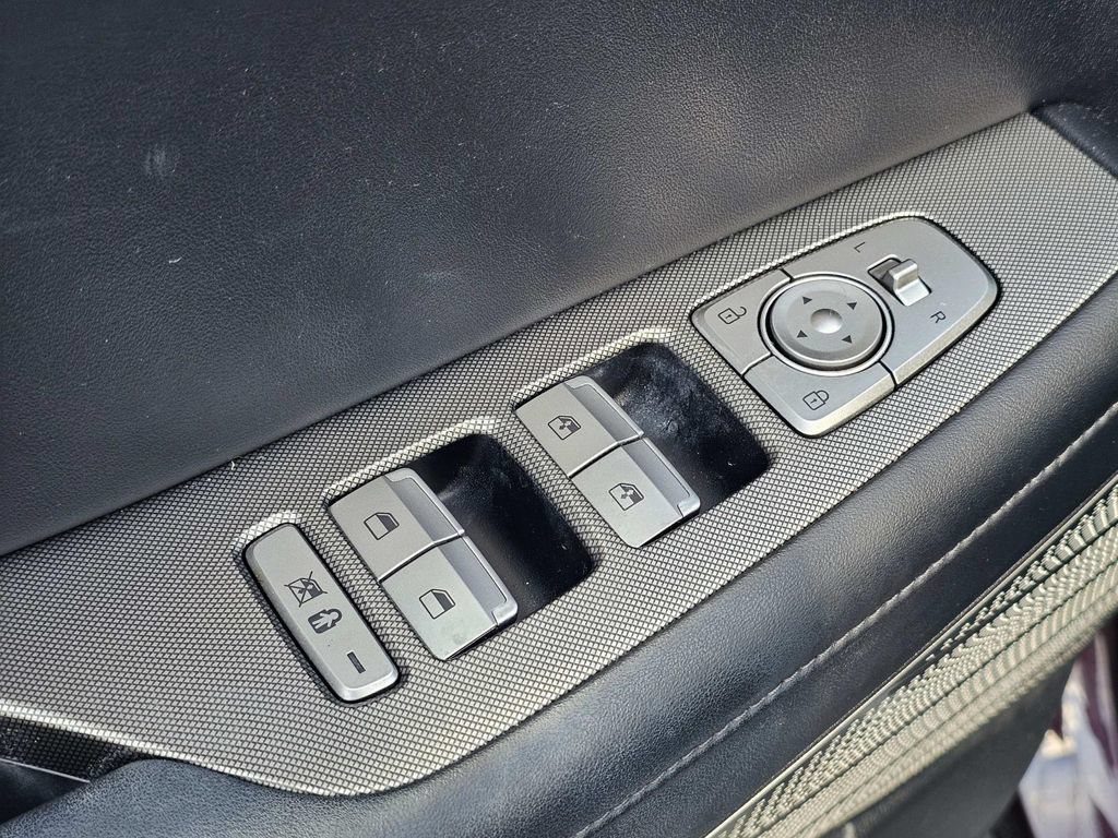 Used 2021 Hyundai Palisade Limited AWD/4WD image 19
