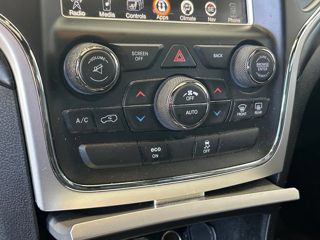 Used 2015 Jeep Grand Cherokee Altitude RWD image 34