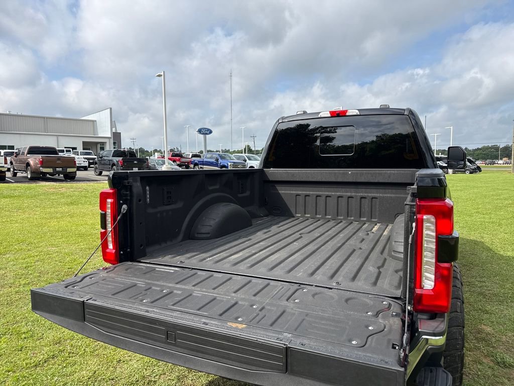 Used 2024 Ford F250 Lariat w/ Lariat Ultimate Package image 46
