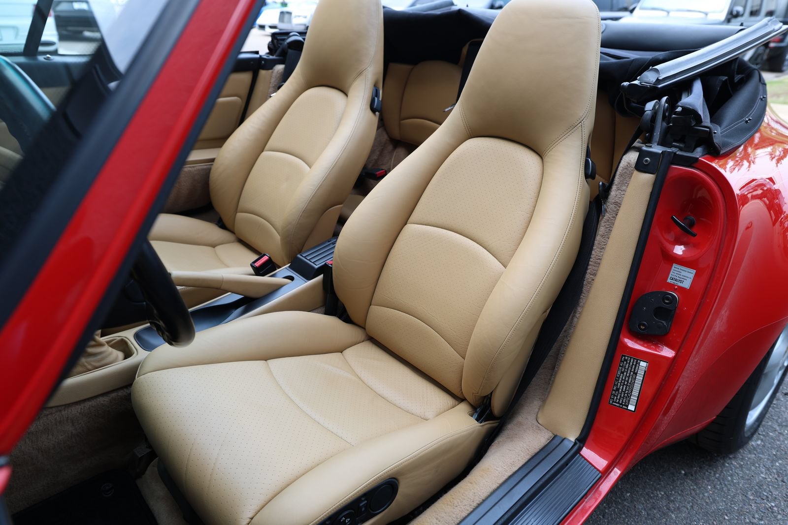 Used 1995 Porsche 911 Carrera RWD image 28