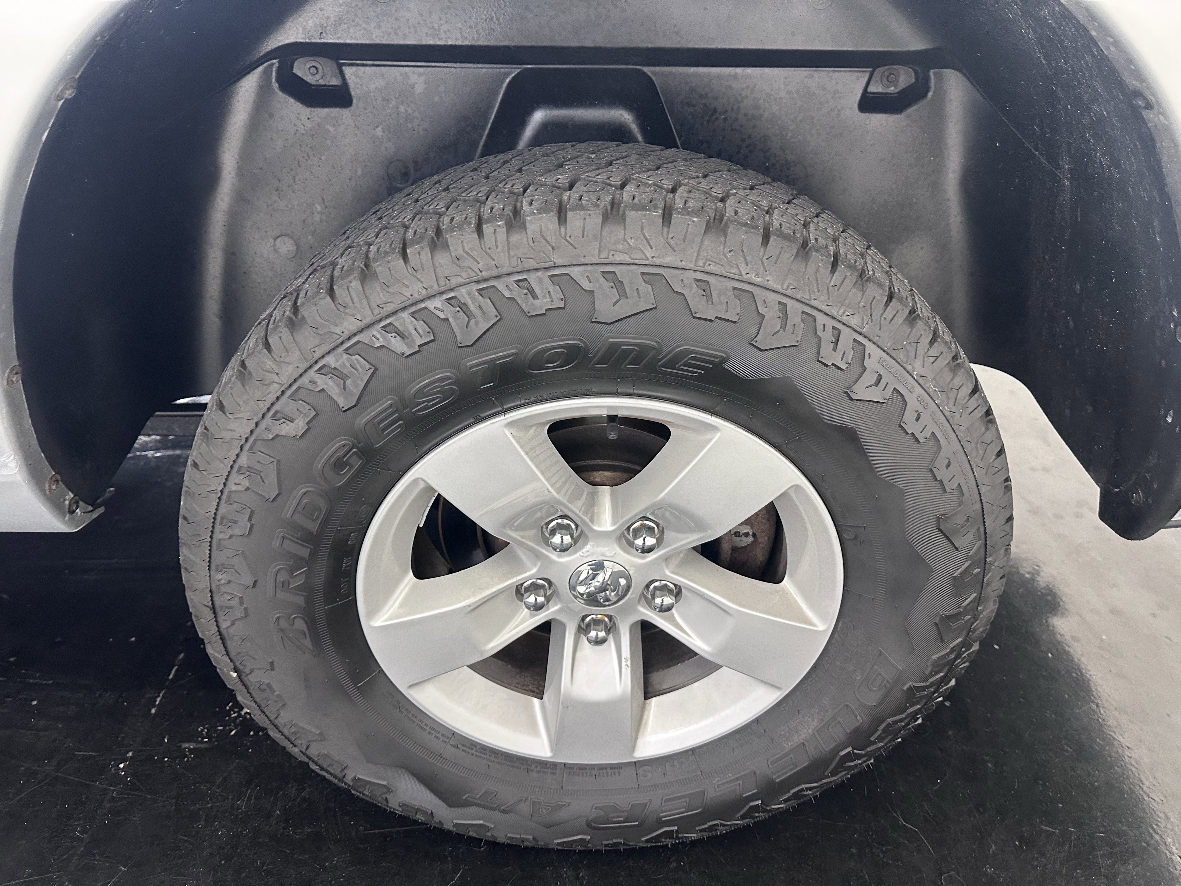 Used 2019 RAM 1500 Express image 18