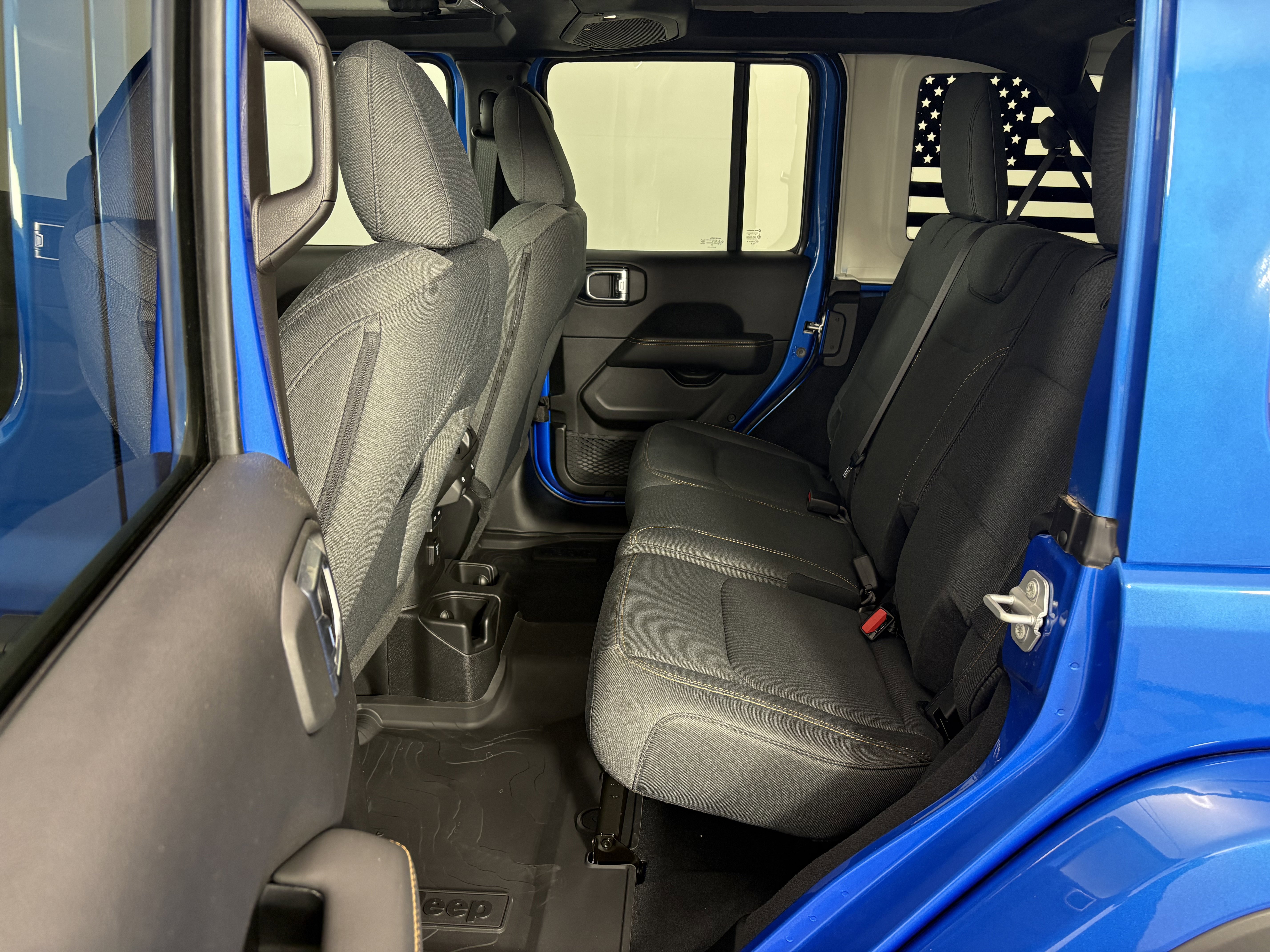 Certified 2025 Jeep Wrangler Unlimited Sahara AWD/4WD image 13