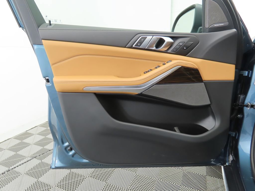 Used 2026 BMW X5 xDrive40i w/ Premium Package AWD/4WD image 27