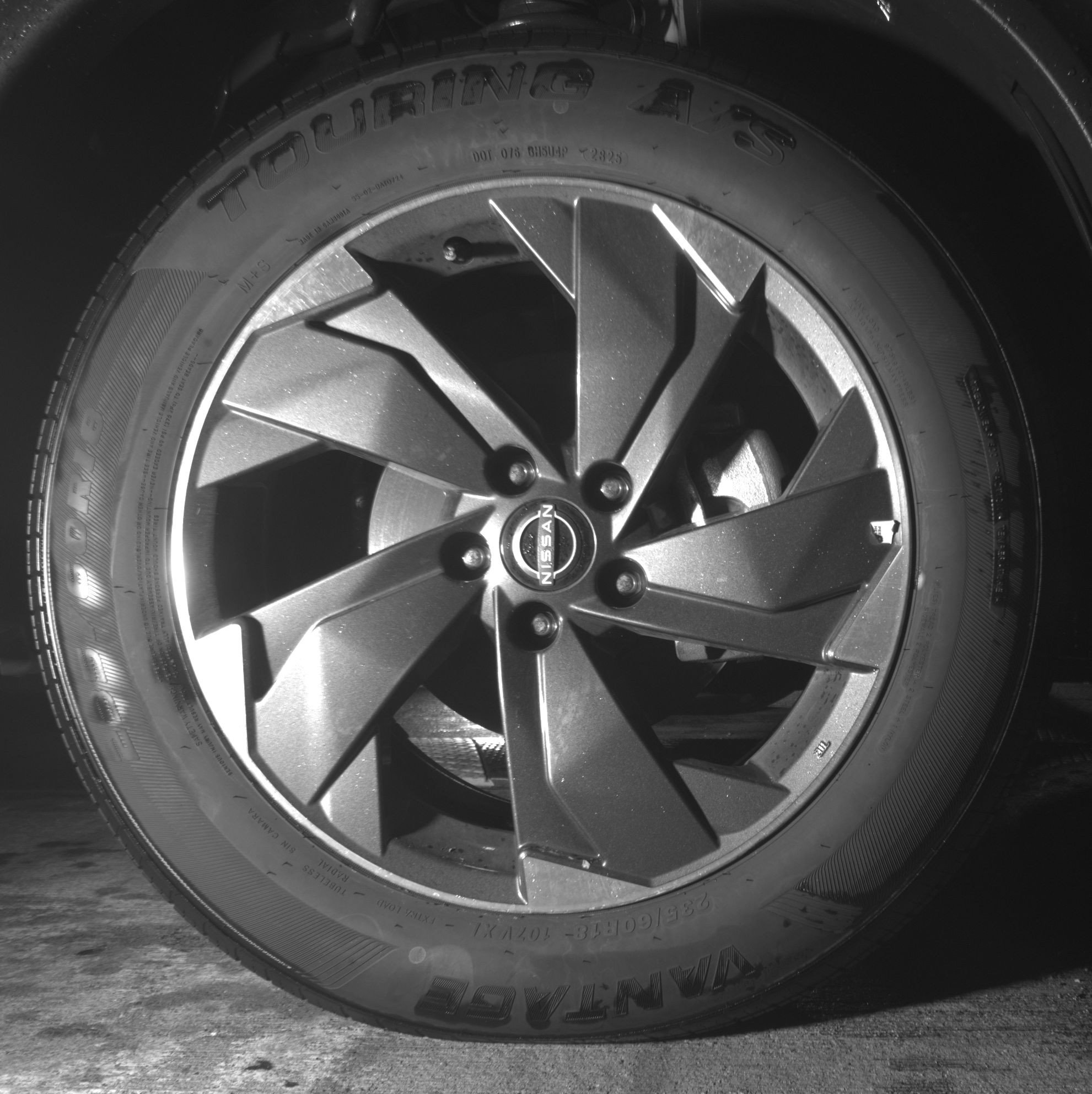 Used 2025 Nissan Rogue SV AWD/4WD image 13