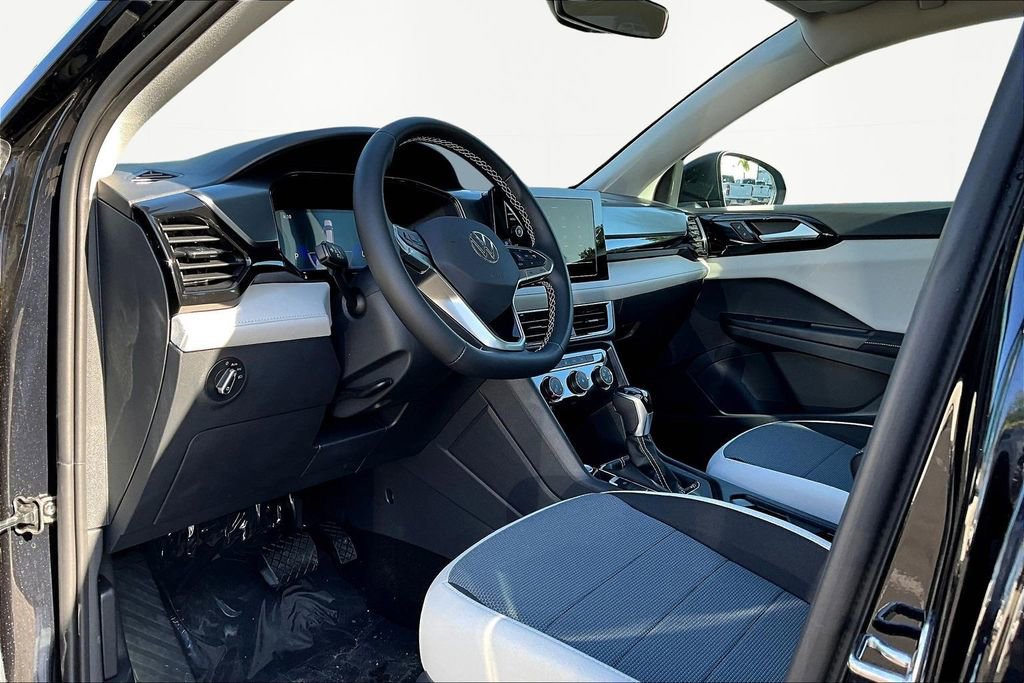 New 2026 Volkswagen Taos S image 18