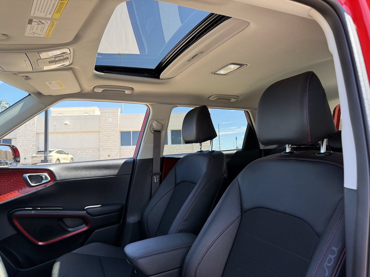 Used 2022 Kia Soul Turbo FWD image 24