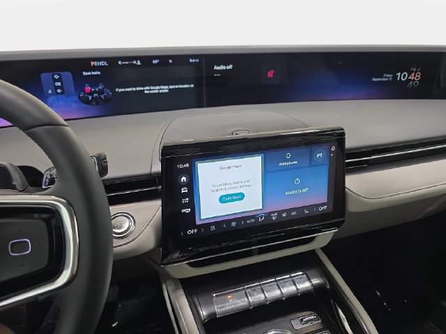 New 2026 Lincoln Nautilus Premier AWD/4WD image 17