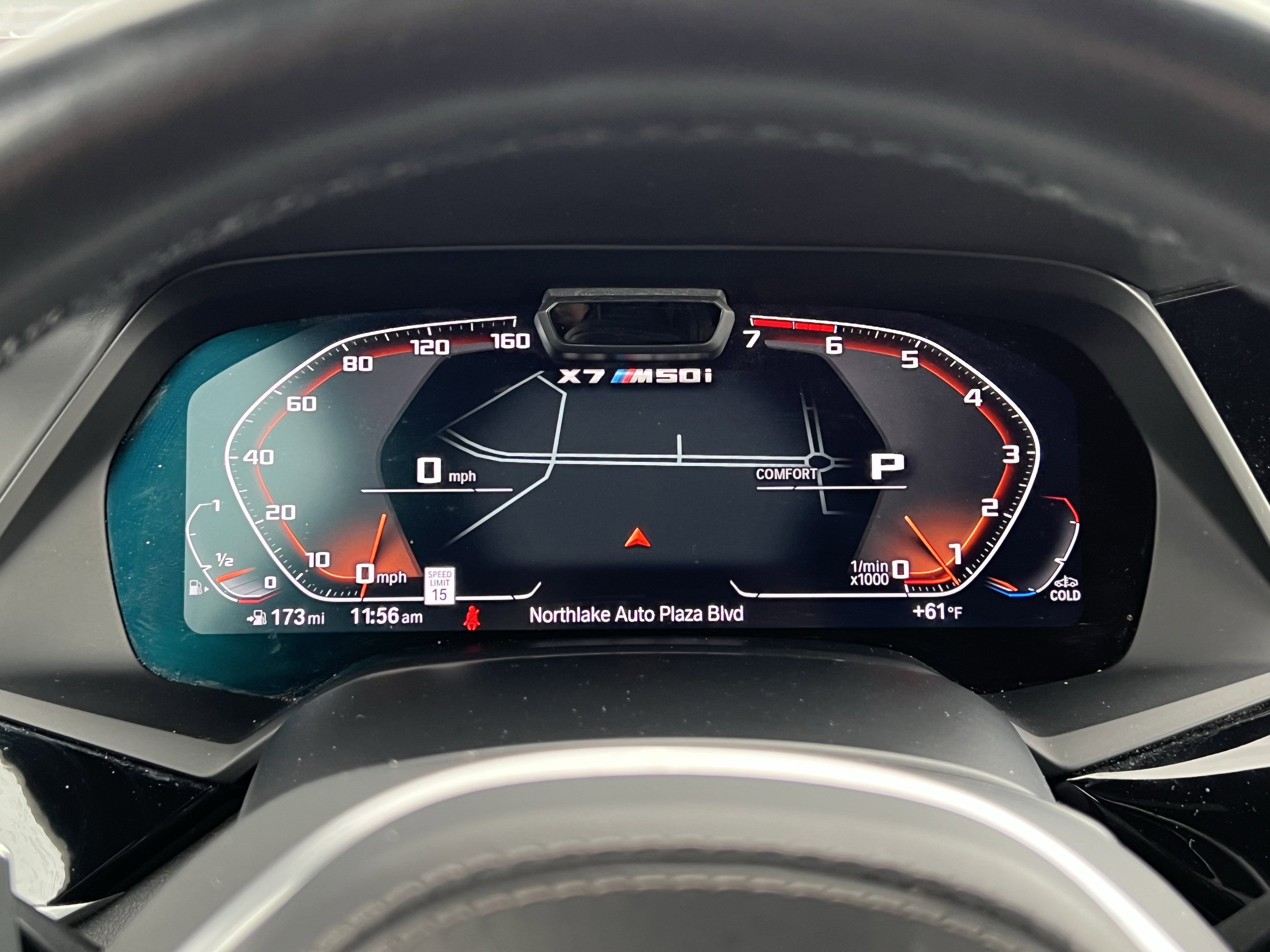 Used 2021 BMW X7 M50i w/ Dynamic Handling Package image 21