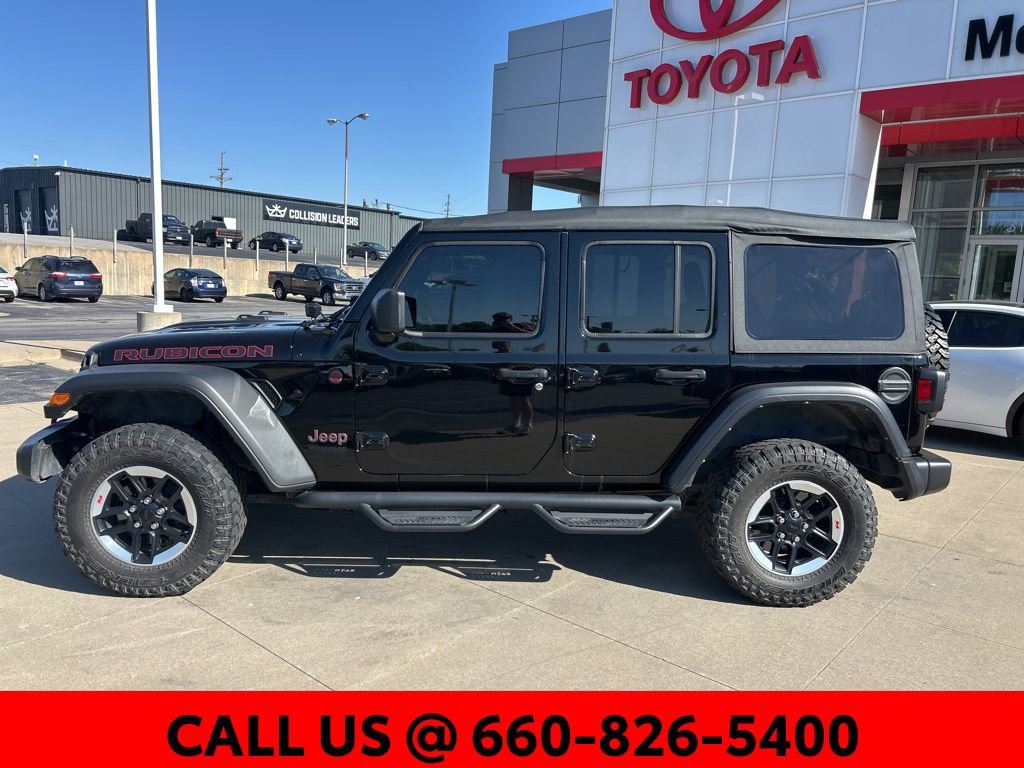 Used 2022 Jeep Wrangler Unlimited Rubicon w/ Cold Weather Group AWD/4WD image 12