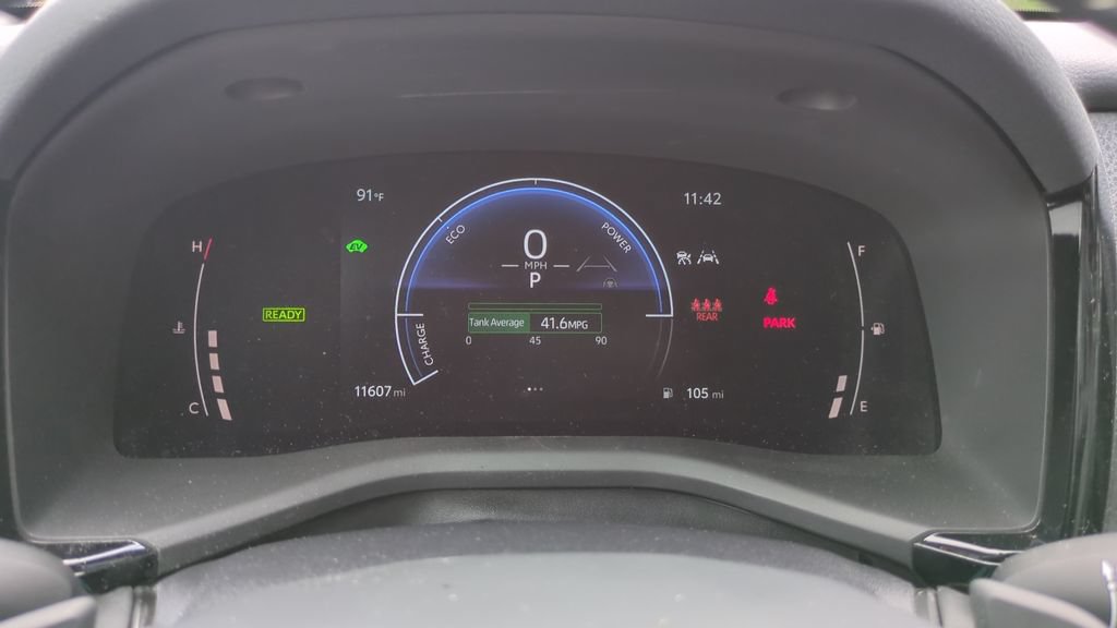 Used 2025 Toyota Camry SE w/ Convenience Package FWD image 21