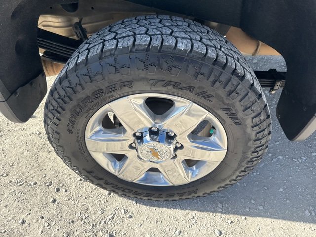 Used 2022 Chevrolet Silverado 2500 LTZ image 28