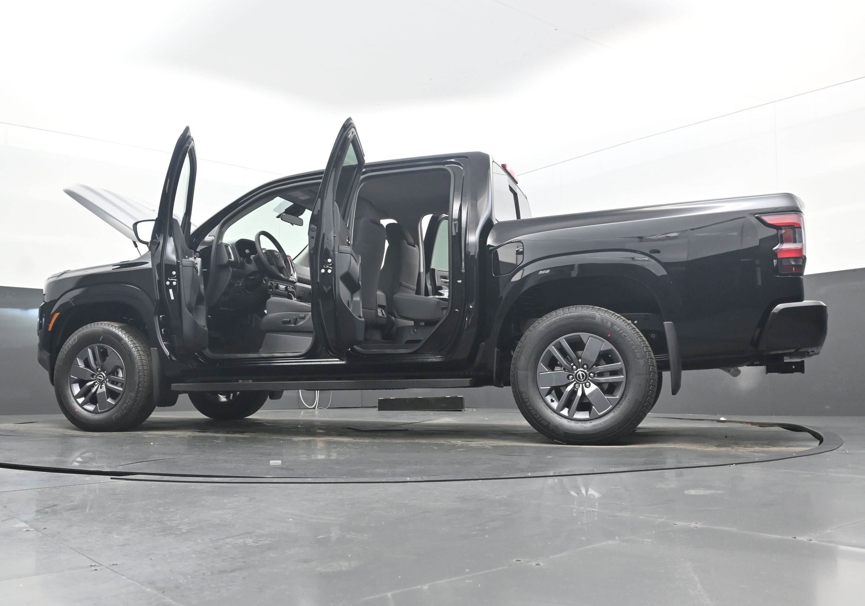 New 2026 Nissan Frontier SV AWD/4WD image 43