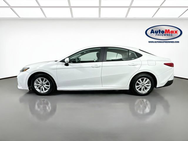 Used 2025 Toyota Camry LE FWD image 8