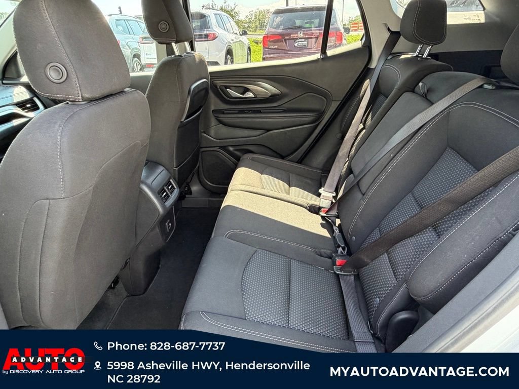 Used 2024 GMC Terrain SLE AWD/4WD image 27