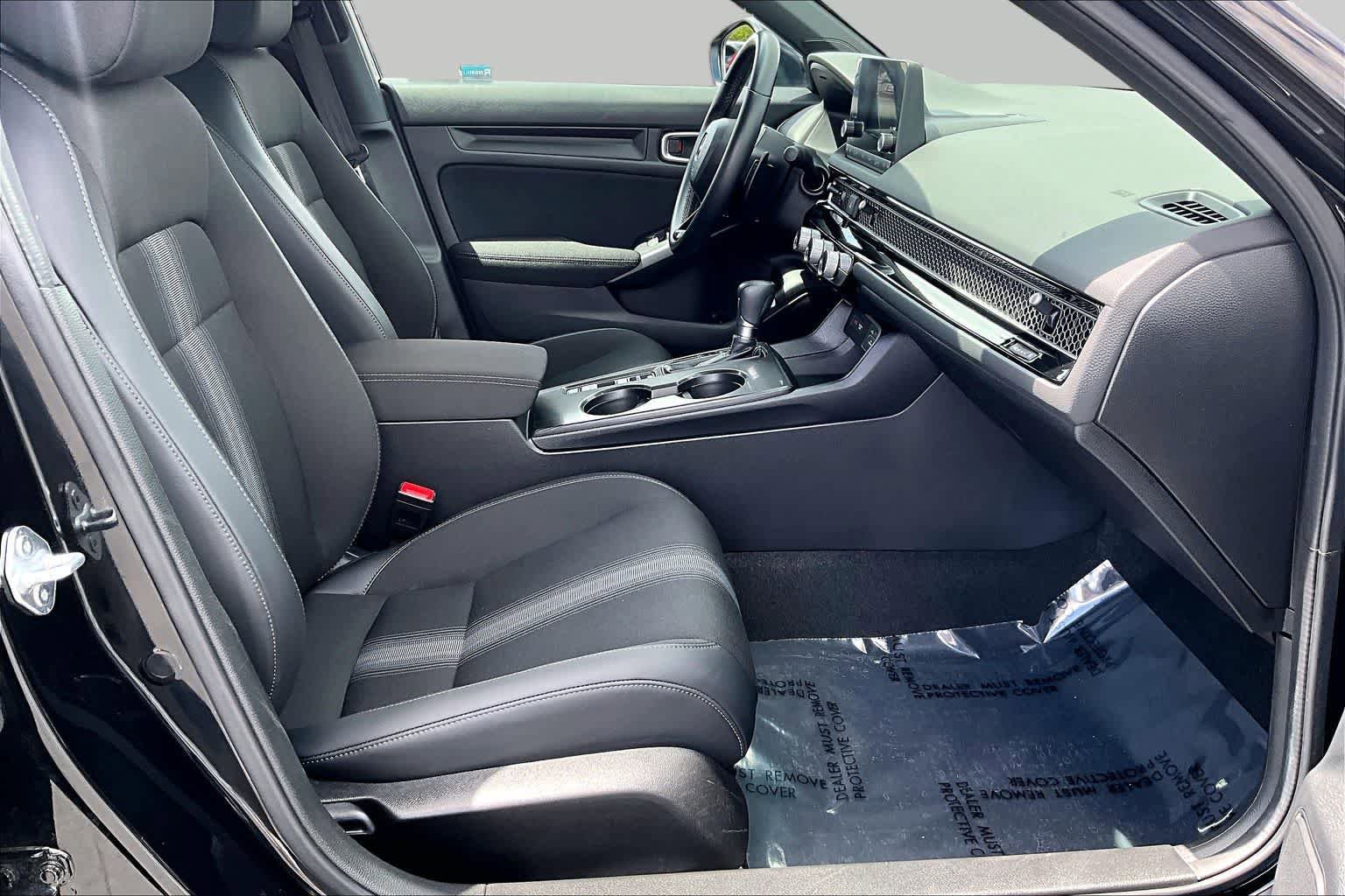 Used 2023 Honda Civic Sport image 8