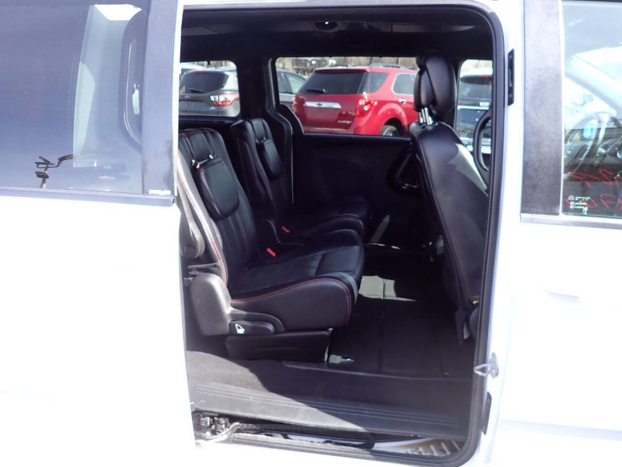 Used 2014 Dodge Grand Caravan R/T w/ Safety Sphere Group image 10