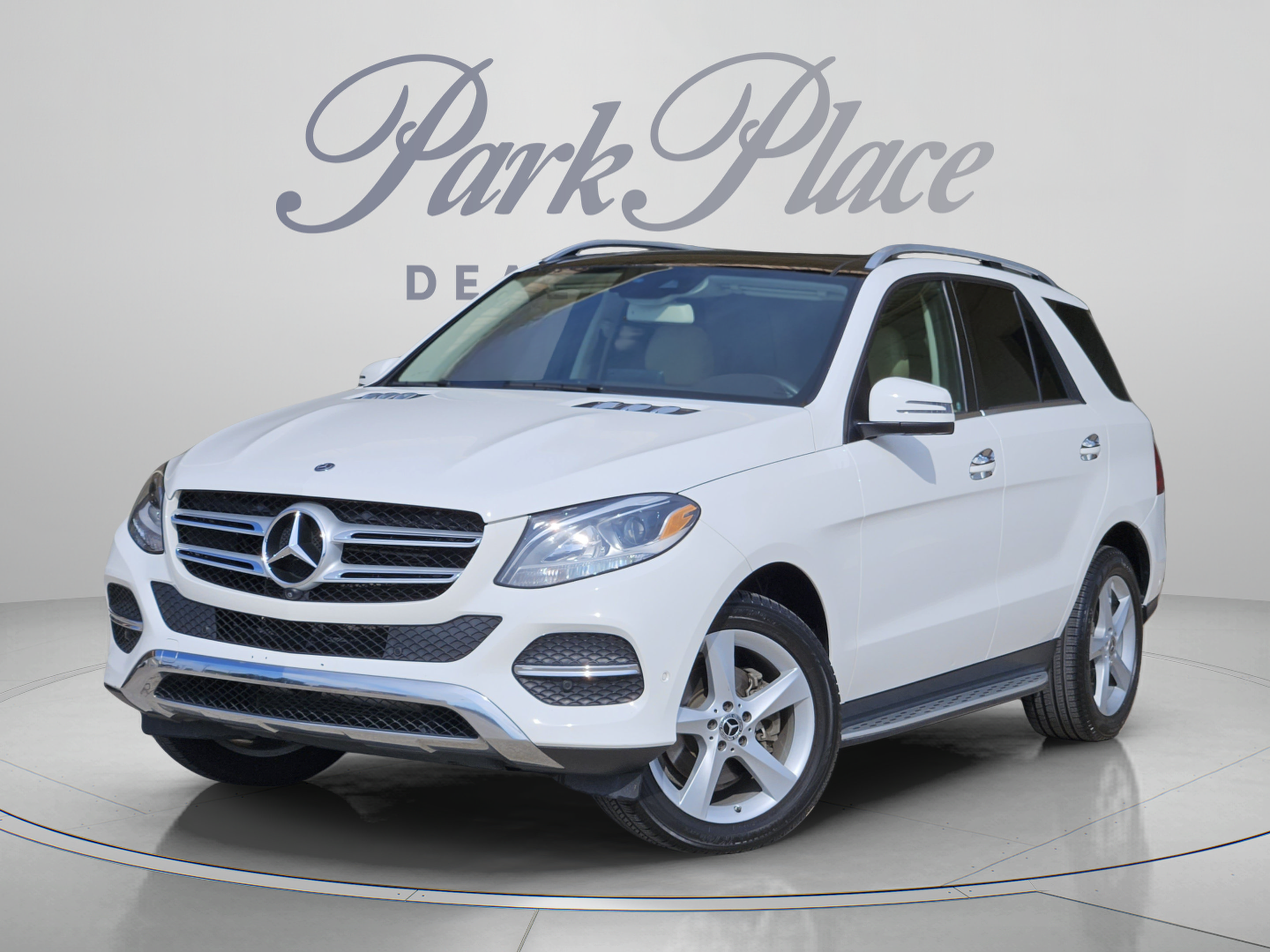 Used 2018 Mercedes-Benz GLE 350 4MATIC image 1