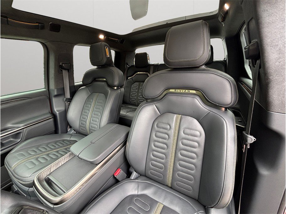 Used 2022 Rivian R1T Adventure AWD/4WD image 15