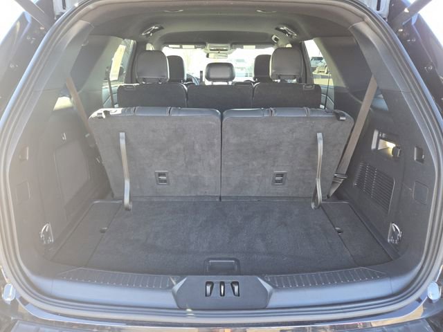 Used 2025 Ford Explorer ST-Line w/ ST-Line Street Pack AWD/4WD image 25