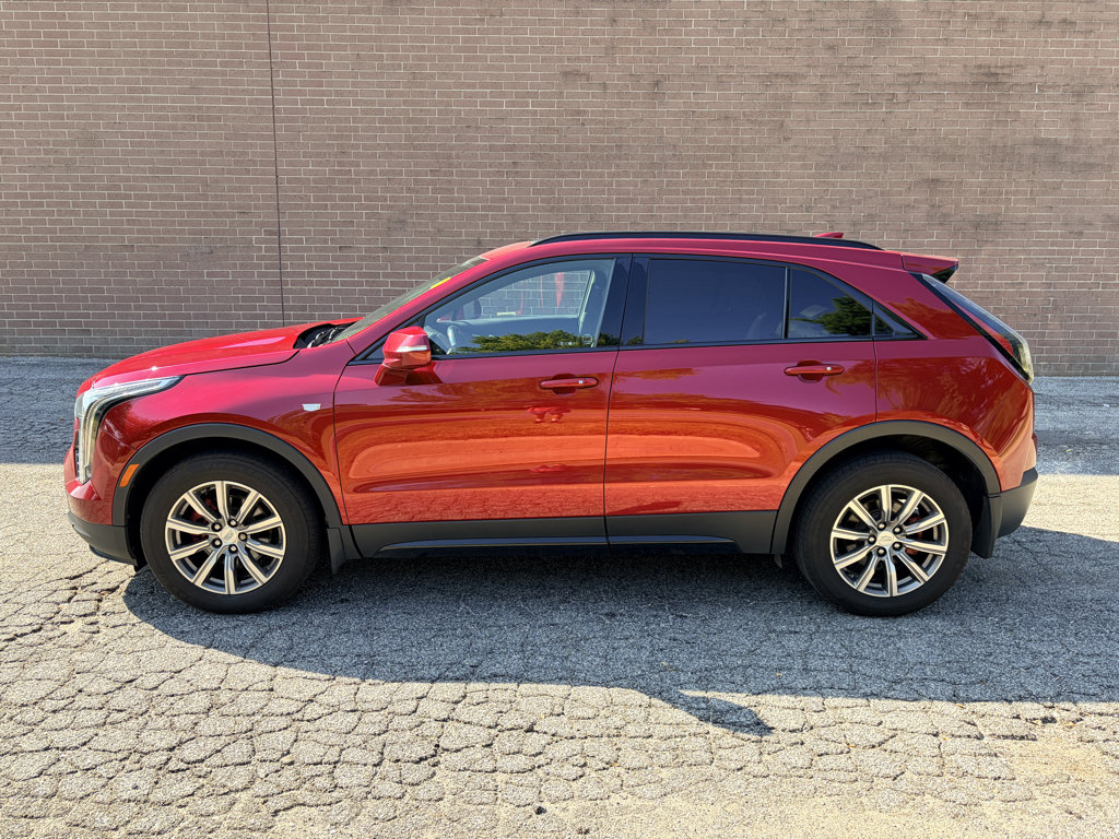 Used 2021 Cadillac XT4 Sport w/ Sun And Sound Package AWD/4WD image 2