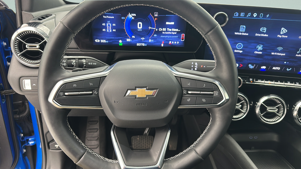 Used 2024 Chevrolet Blazer EV LT AWD/4WD image 16