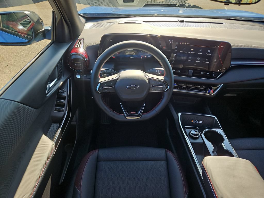 Used 2026 Chevrolet Equinox RS w/ Convenience Package III FWD image 11
