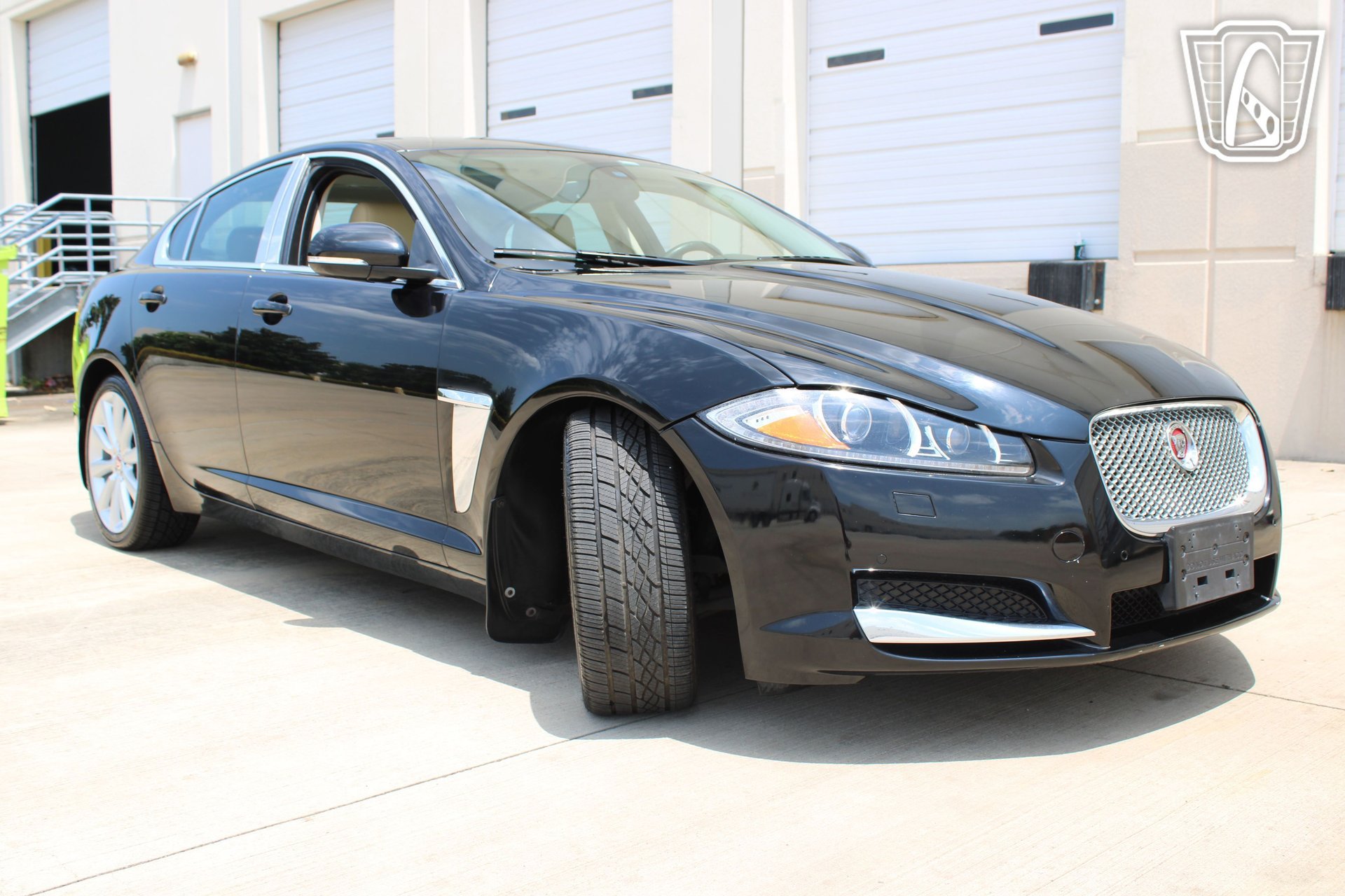 Used 2014 Jaguar XF 3.0 RWD image 35