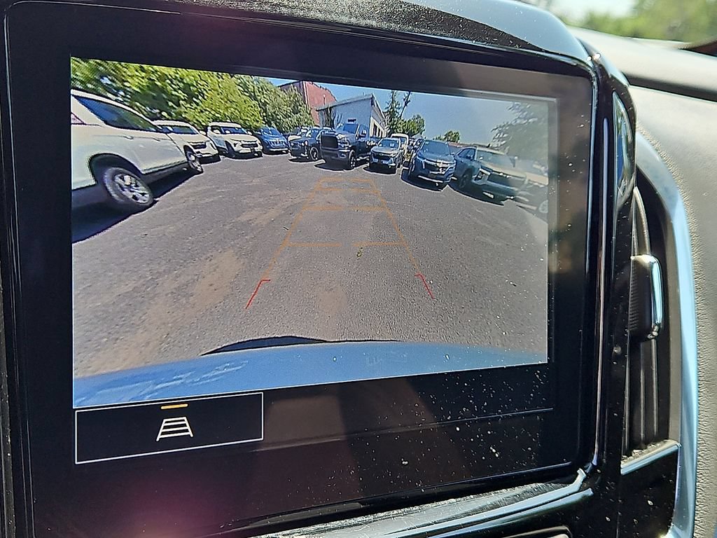 Certified 2023 Chevrolet Traverse LT FWD image 19
