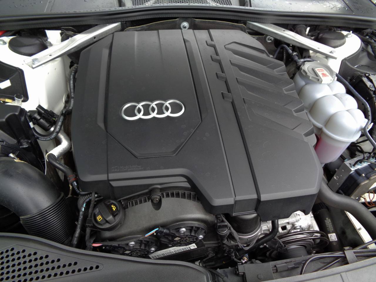 Used 2021 Audi A5 2.0T Premium w/ Convenience Package AWD/4WD image 18