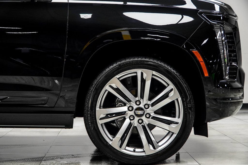 Used 2026 Cadillac Escalade Platinum Sport AWD/4WD image 10