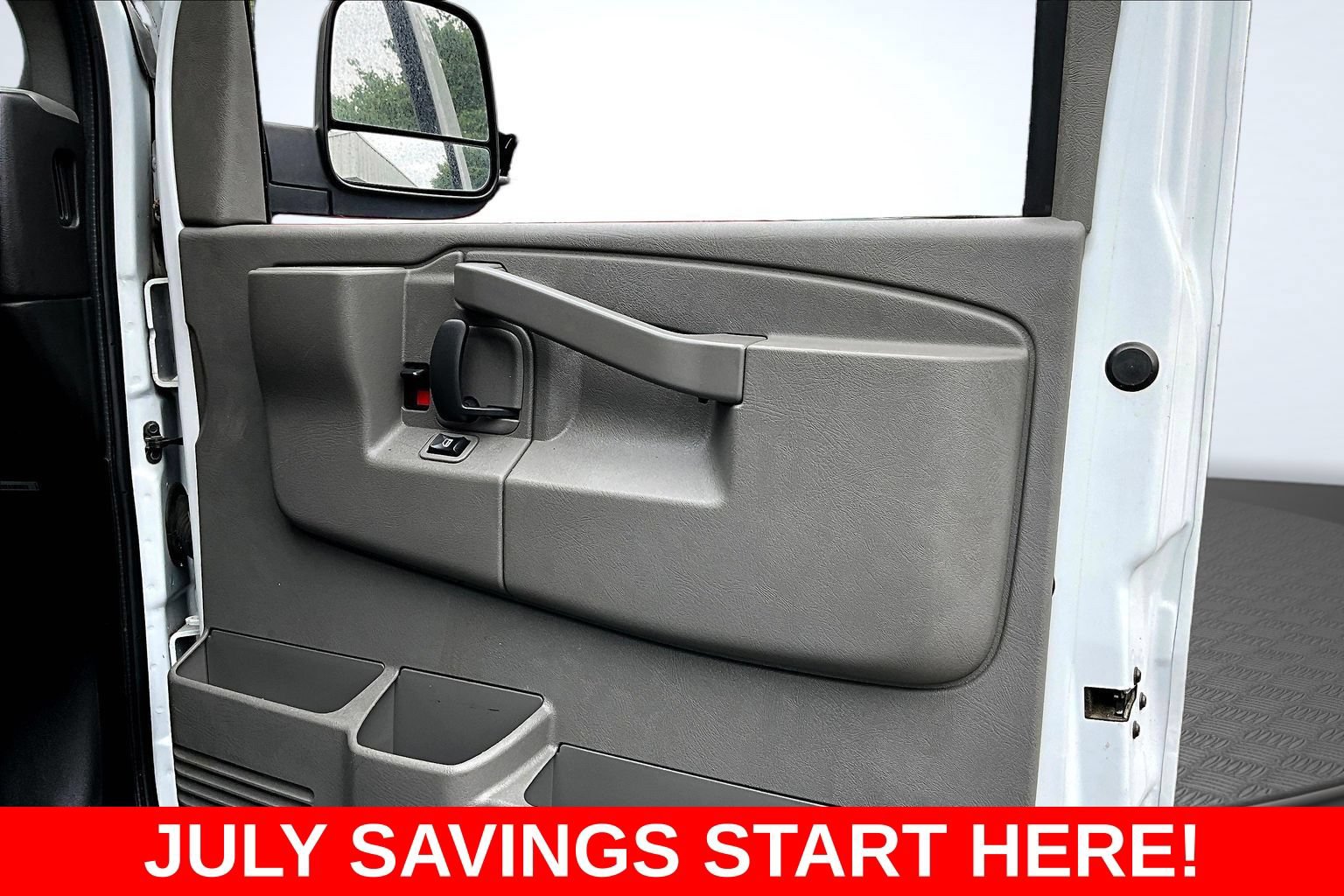 Used 2021 GMC Savana 2500 w/ Driver Convenience Package RWD image 26
