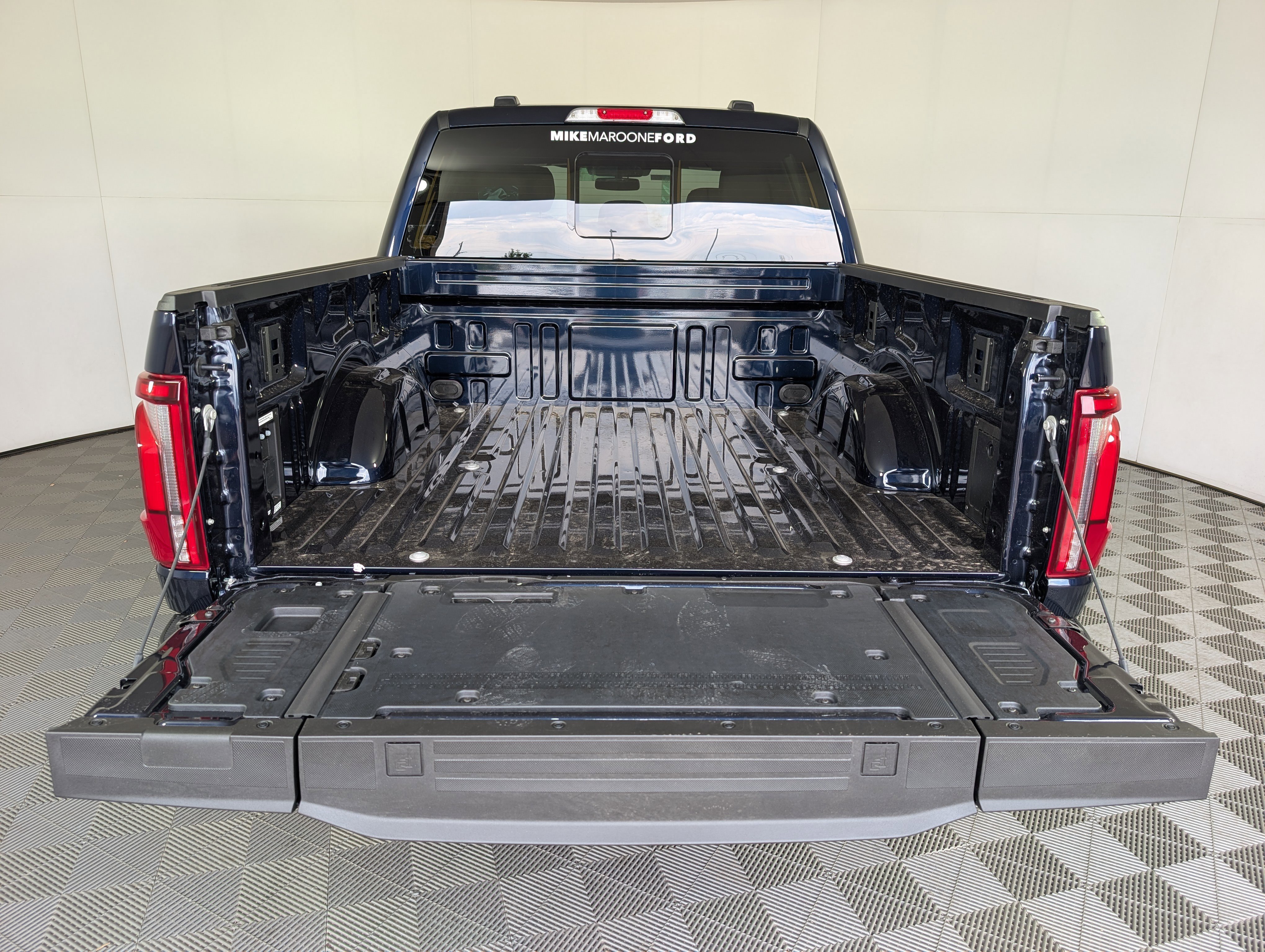 New 2025 Ford F150 King Ranch w/ FX4 Off-Road Package image 7