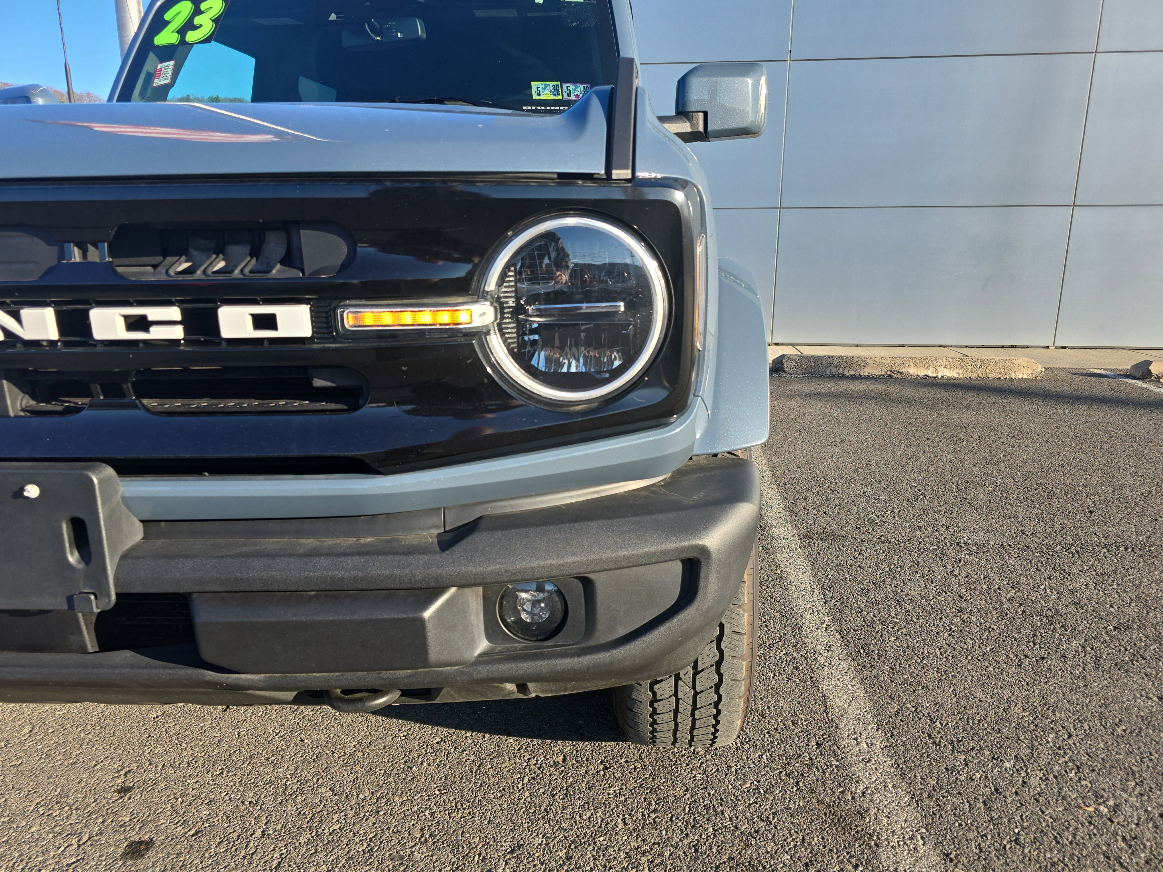 Used 2023 Ford Bronco Outer Banks image 10