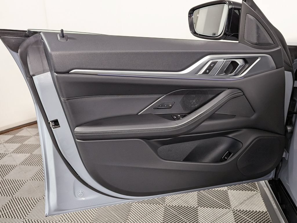 Used 2023 BMW i4 eDrive40 w/ M Sport Package RWD image 17