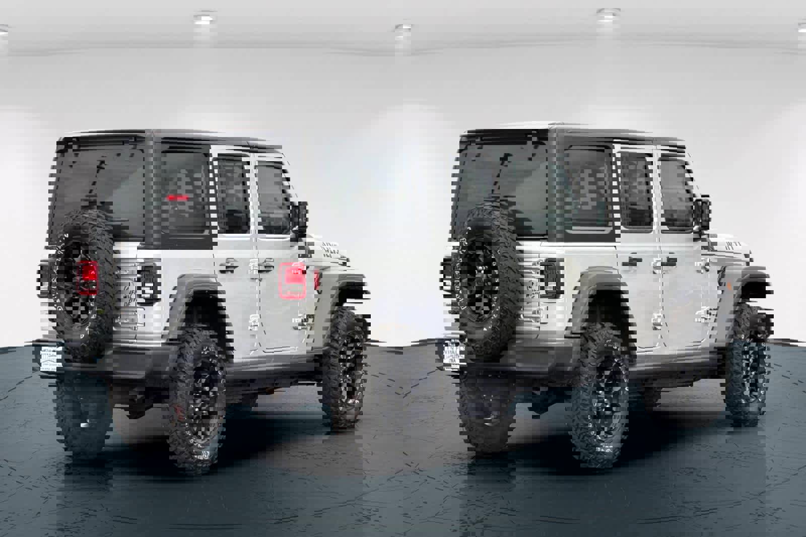 Used 2022 Jeep Wrangler Unlimited Sport image 2