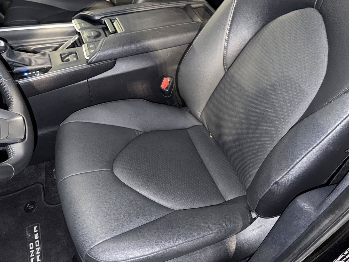Certified 2025 Toyota Grand Highlander FWD image 31