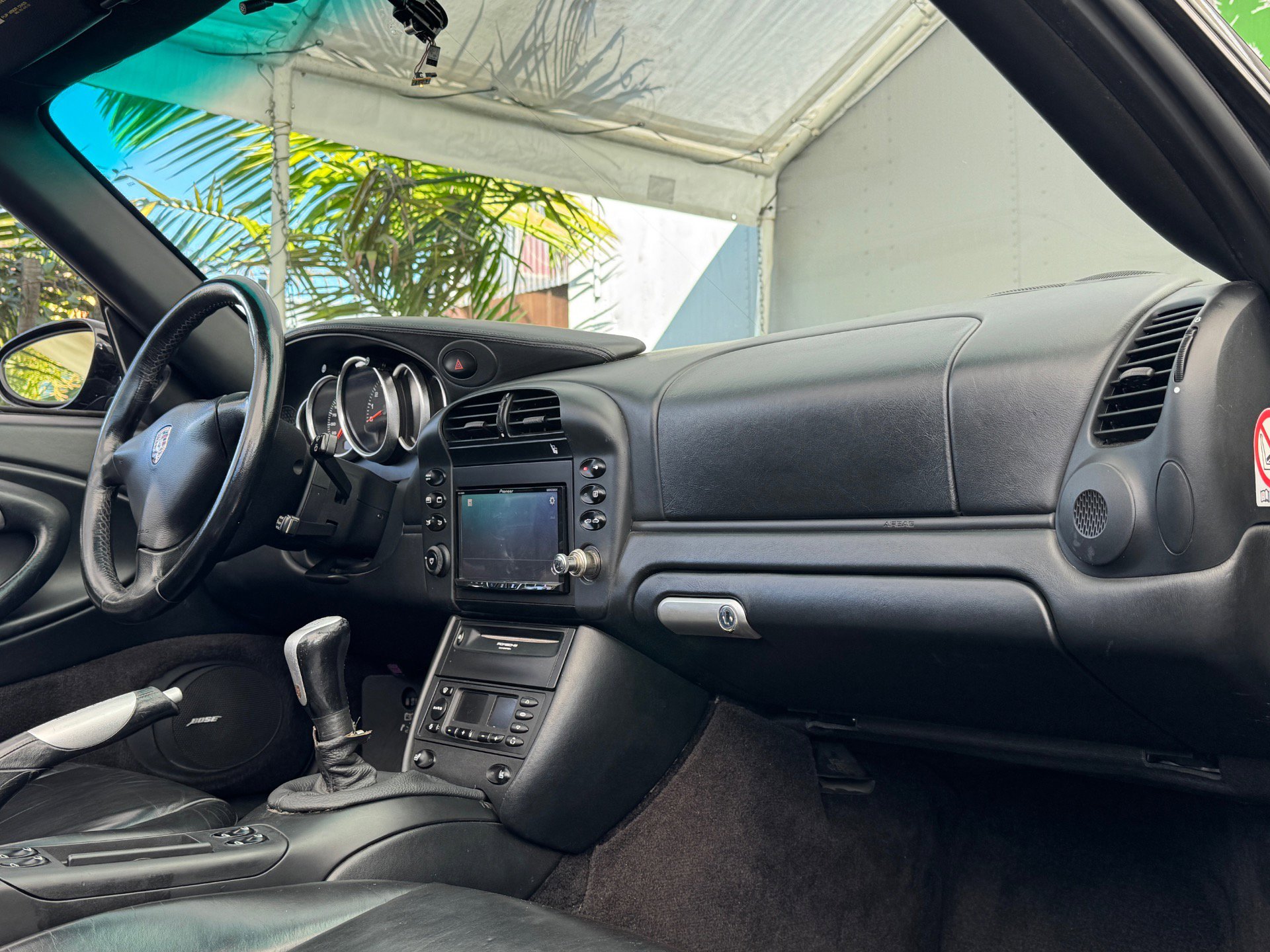 Used 2002 Porsche 911 Cabriolet image 30