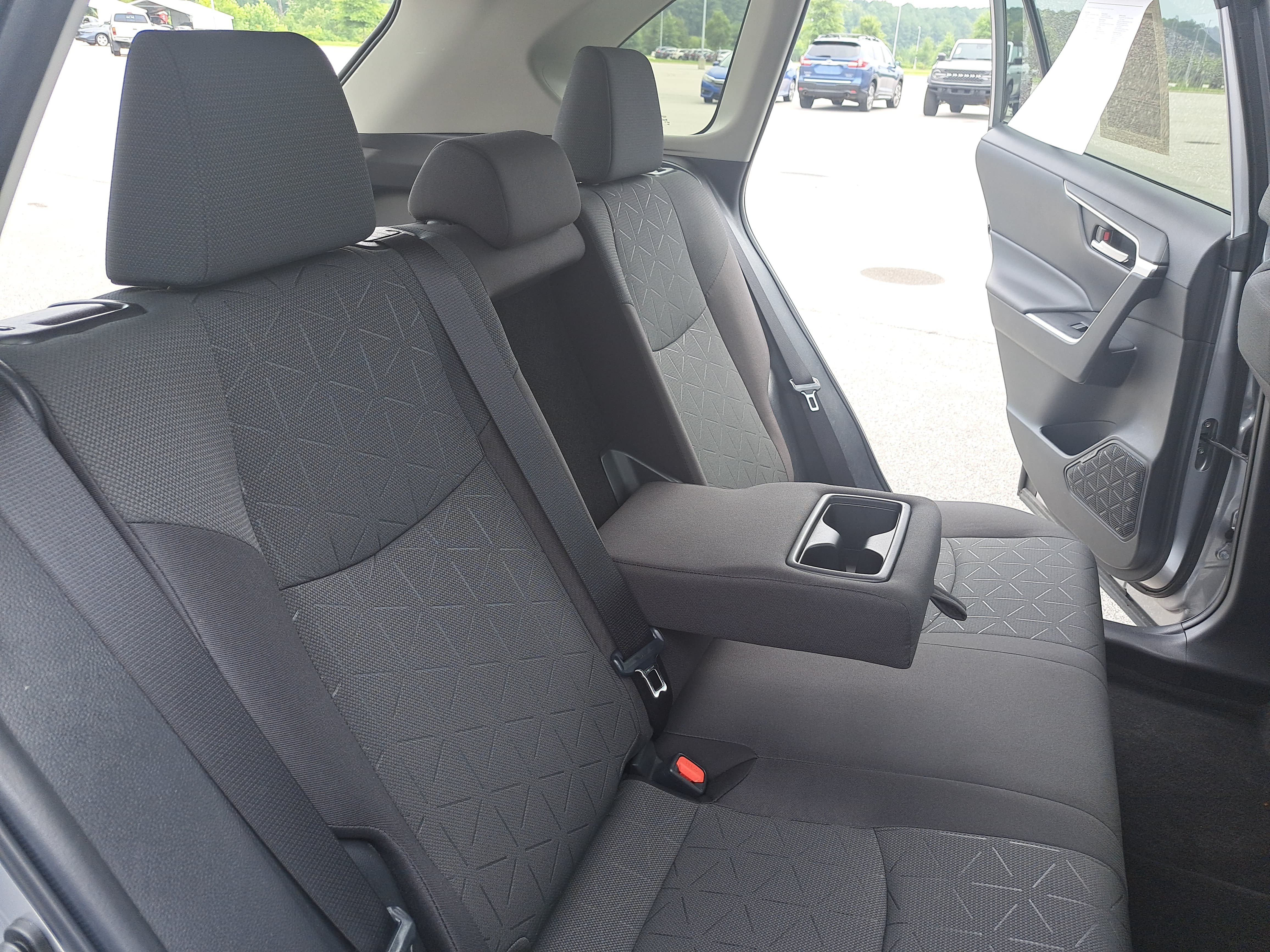 Used 2023 Toyota RAV4 XLE w/ Convenience Package AWD/4WD image 12