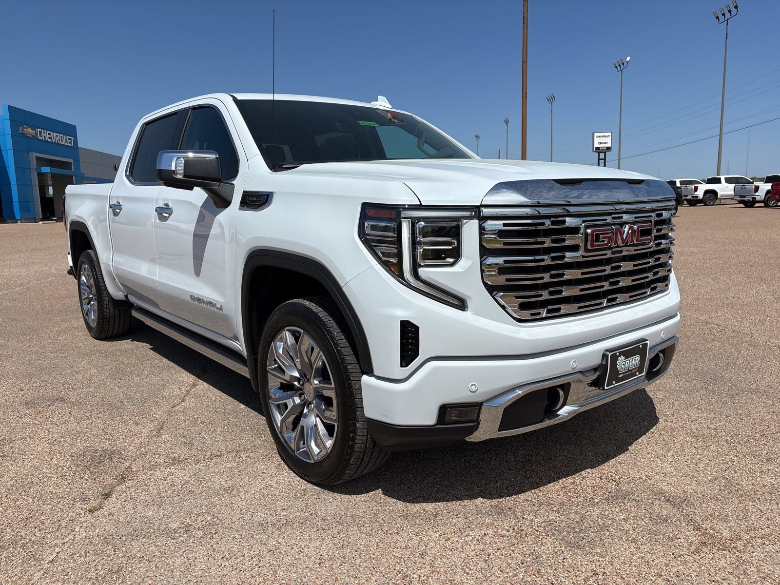 New 2026 GMC Sierra 1500 Denali w/ Denali Reserve Package AWD/4WD image 8