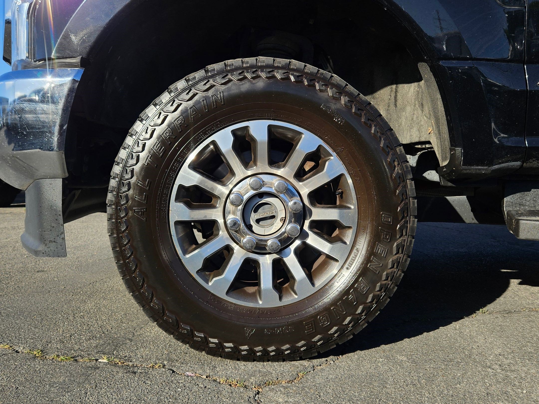 Used 2021 Ford F350 Lariat w/ Lariat Ultimate Package AWD/4WD image 13
