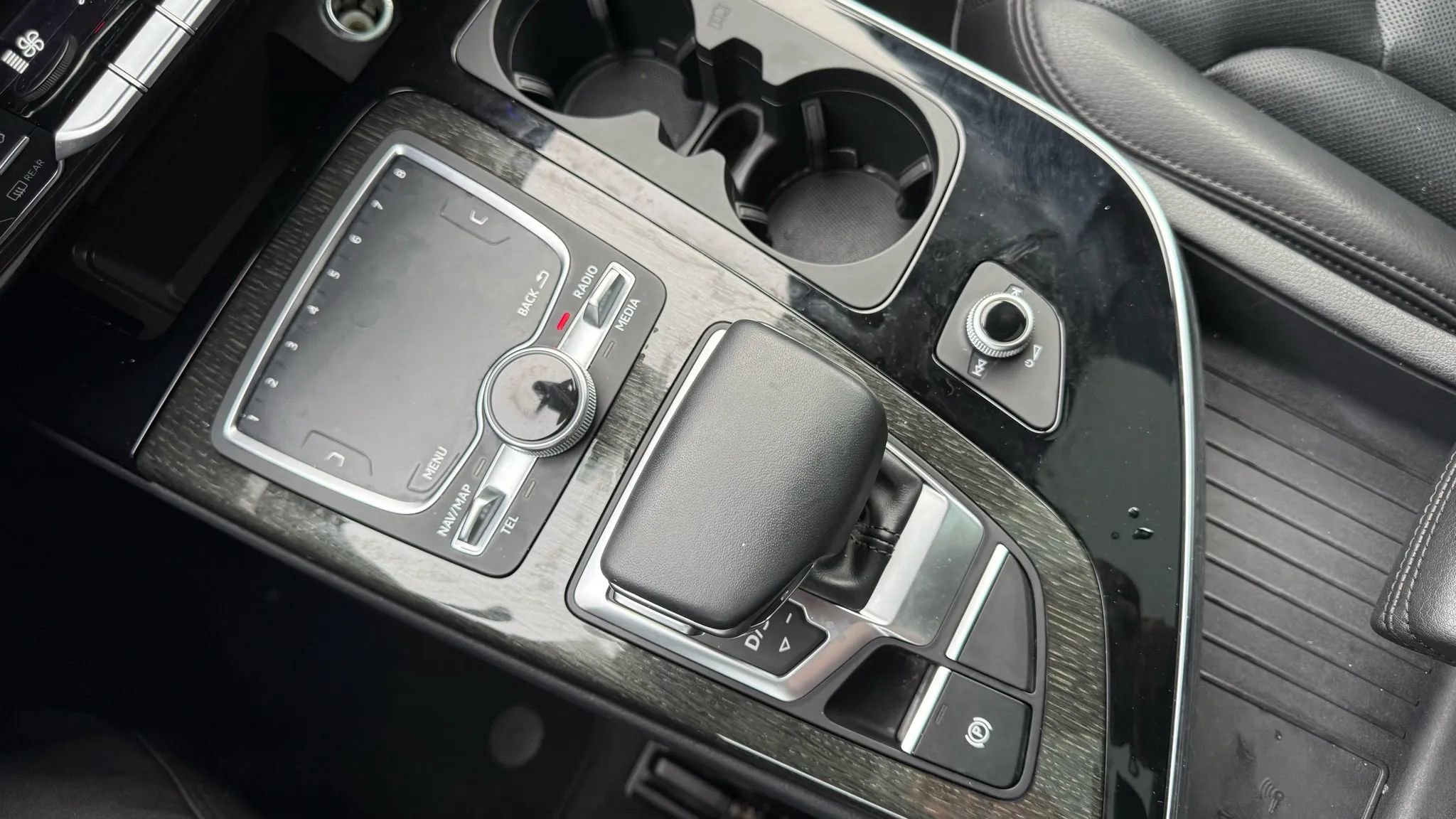 Used 2019 Audi Q7 3.0T Premium Plus w/ Premium Plus Package image 21