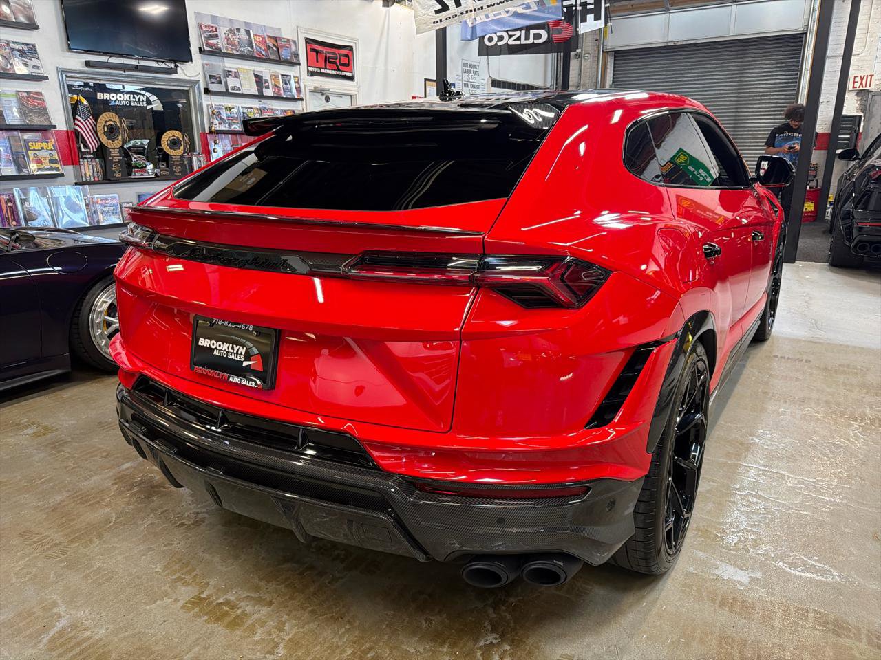 Used 2024 Lamborghini Urus Performante image 6