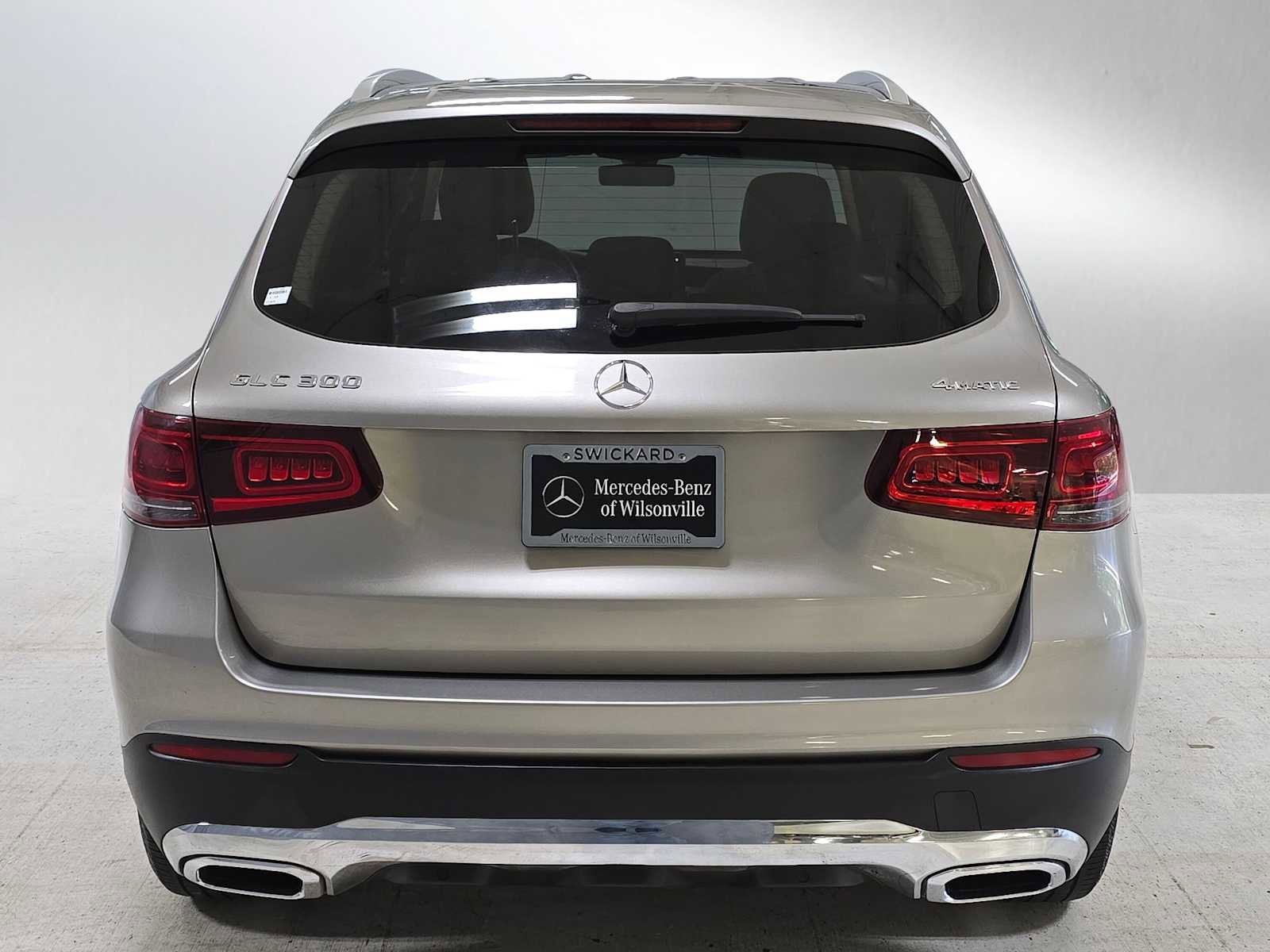 Used 2020 Mercedes-Benz GLC 300 4MATIC image 4