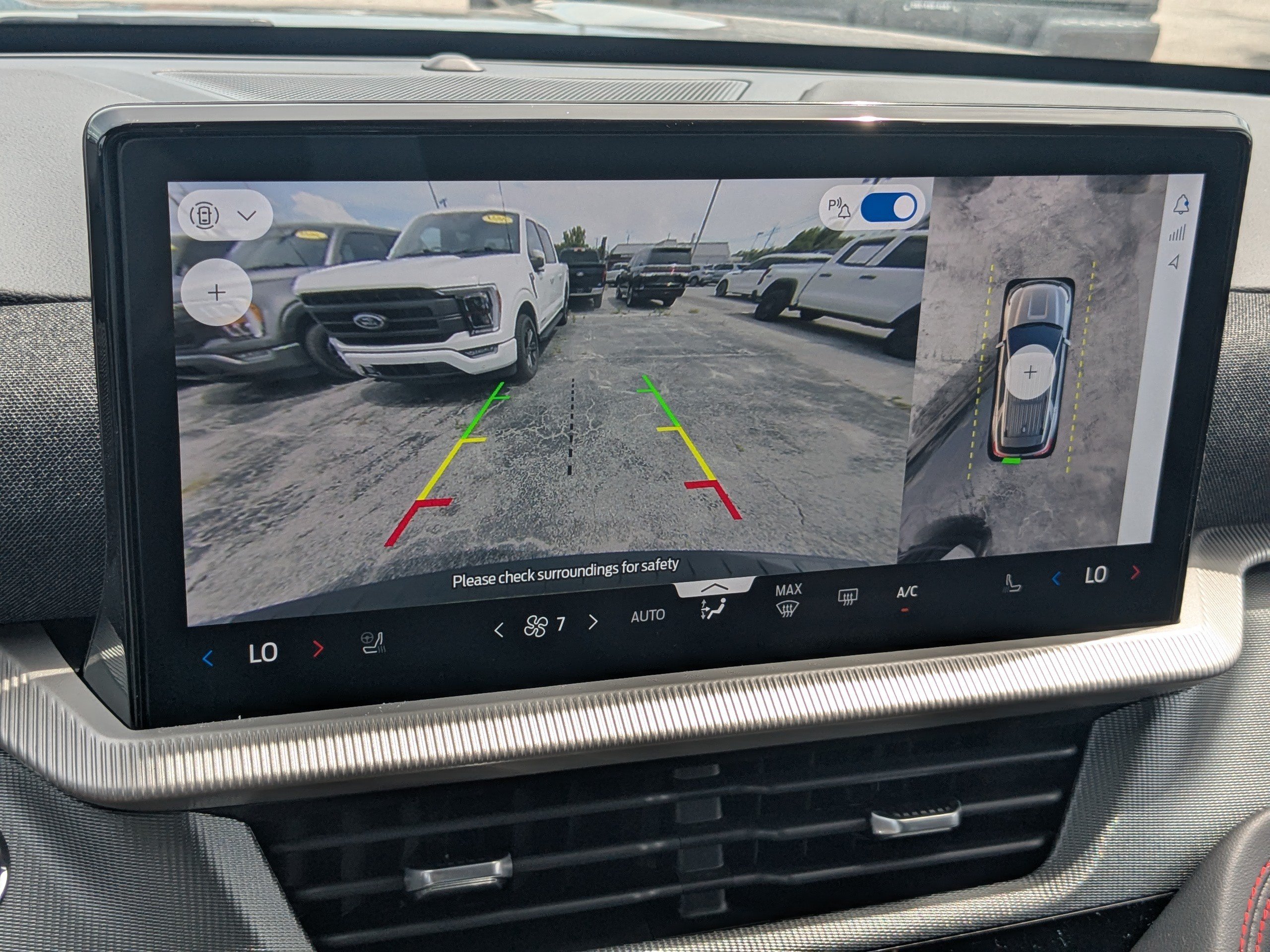 New 2026 Ford Explorer ST-Line w/ ST-Line Street Pack RWD image 24