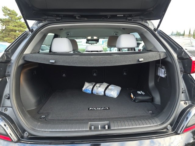 Certified 2023 Hyundai Kona SE w/ Cargo Package image 24