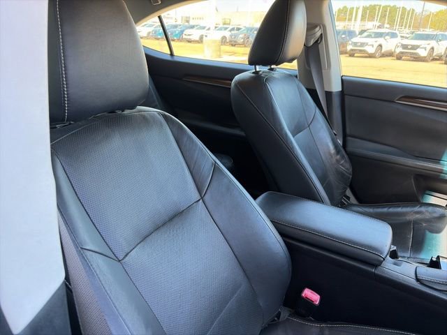 Used 2015 Lexus ES 350 350 w/ Luxury Package image 19