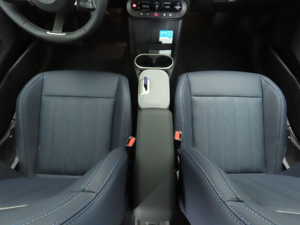 Used 2026 MINI Cooper 4-Door Hardtop image 18