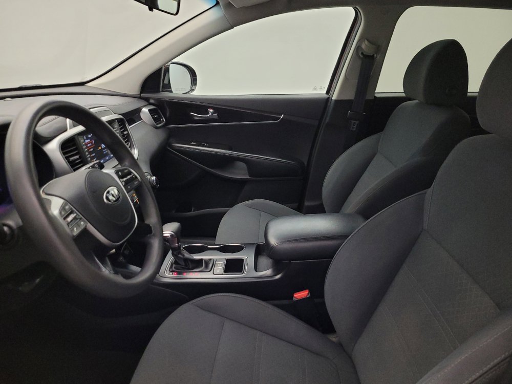 Used 2019 Kia Sorento AWD image 17