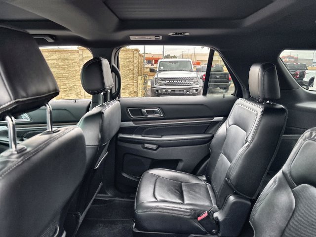 Used 2016 Ford Explorer Limited w/ Equipment Group 301A FWD image 14